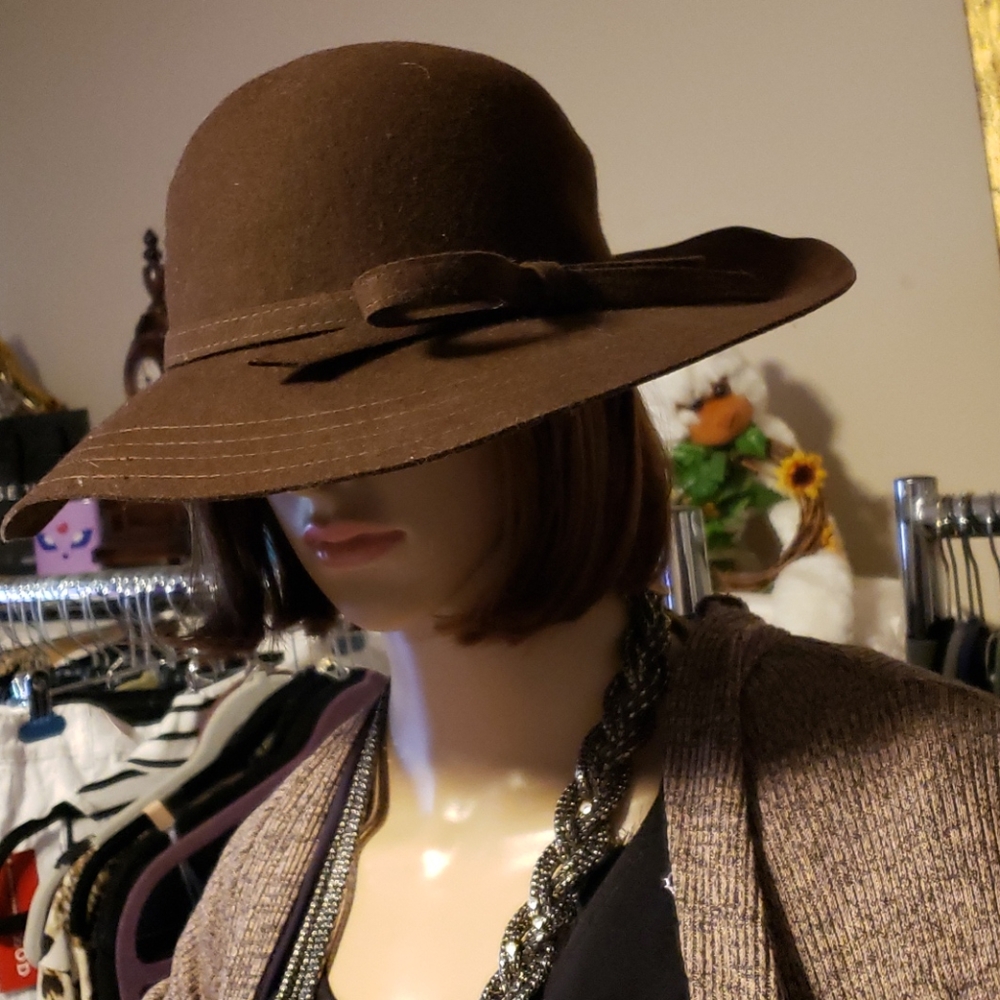 🛍Stylish  100% Wool  Hat 👒